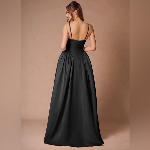 AZAZIE ATELIER Relana Black Sleeveless Bandeau Ballgown - Picture 7 of 14